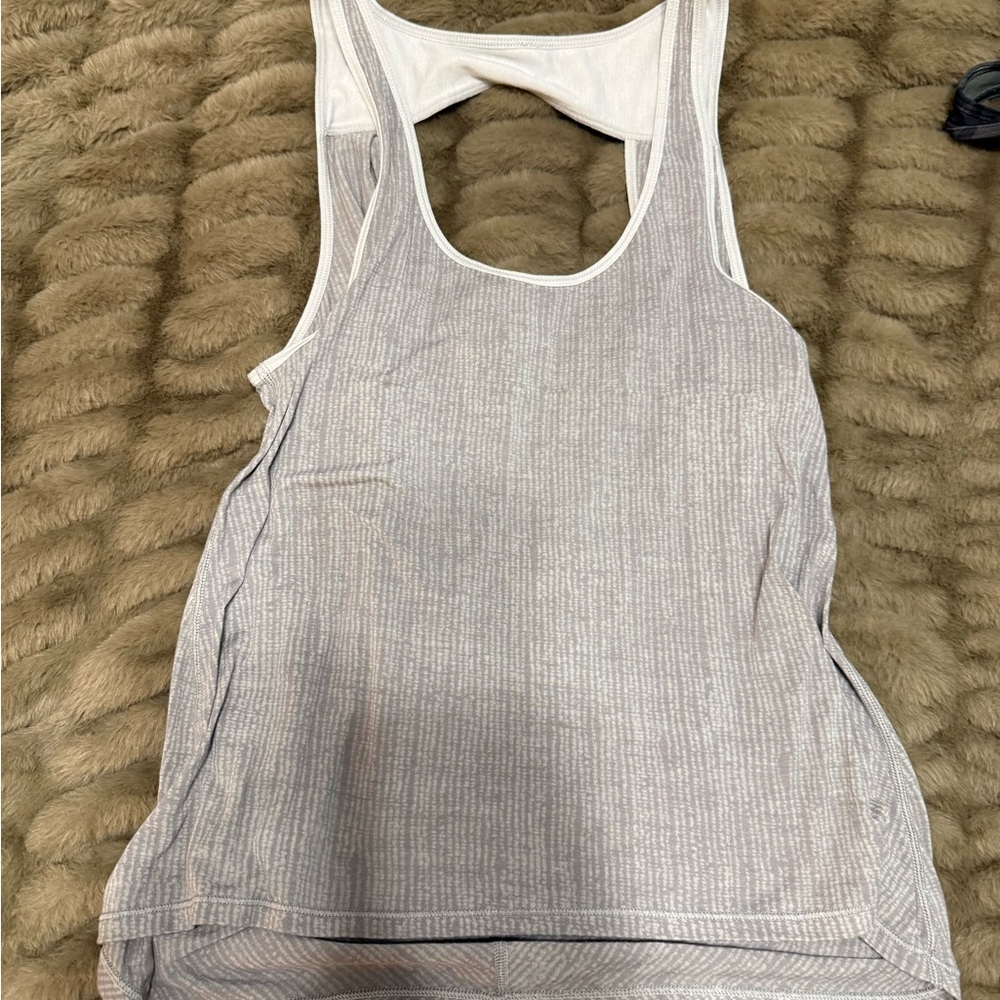 EIGHT Lululemon Athletica Tank Top